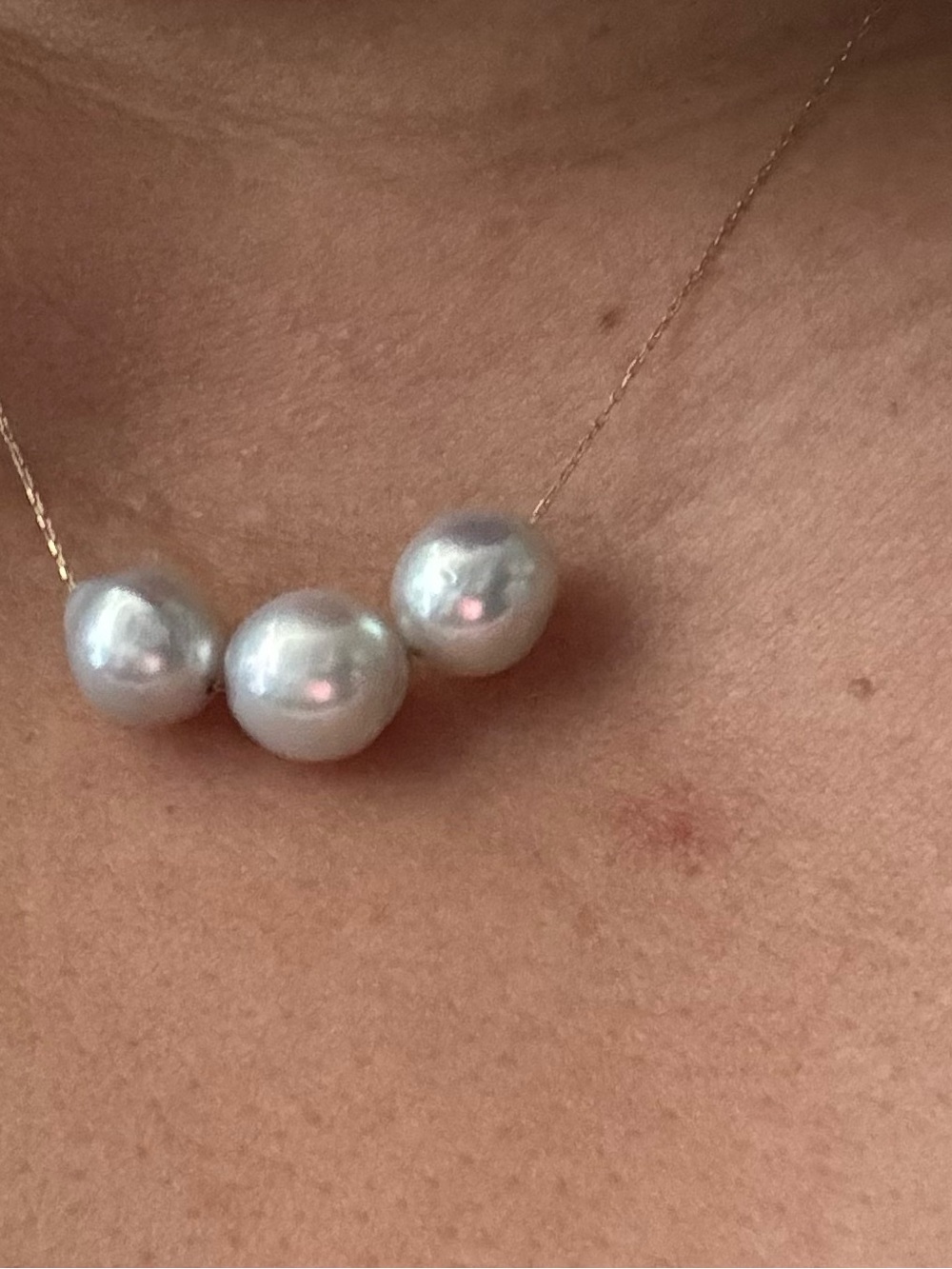 Jewelry  Three floating Akoya pearls Necklace Rose Gold.